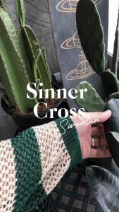 Raf31 - Cross sweater (เสื้อสเวตเตอร์)