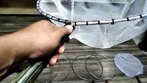 กระชอนตาข่ายสำหรับตักปลาขนาด รอบวง 18"นิ้ว แข็งแรงทนนานกระชับมือ