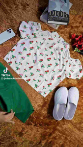 MissMoka Celia Set Blouse Bunga Short Pants Celana Pendek (NO BELT)