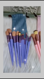 KUAS MAKE UP SET + POUCH (COD)