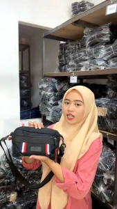 Tas Selempang Bahu Multifungsi PEGE Cedric Sling Bag 2in1 Lengkap dengan Smart Pocket - PG 9049