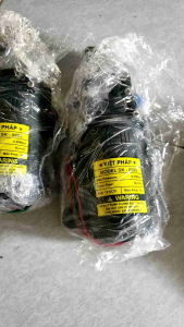 Bơm chân không tăng áp 12VDC-3A bơm 8lit/phút