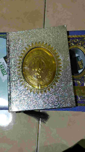 paket 50 pcs Yasin hardcover 144 halaman dengan Poto almarhum+kemas tile+tasbih