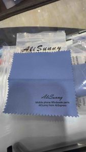 ผ้าเช็ดหน้าจอโทรศัพท์ ผ้าAli เช็ดจอไอแพด แทปเลต หน้าปัดนาฬิกา แว่นตา และอื่นๆ เป็นผ้าอย่างดี ผ้าเช็ดกล้องถ่ายรูป notebook จอทีวี โน๊ตบุ๊ค