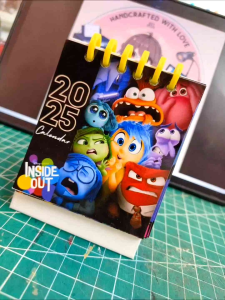 Mini Desk Calendar 2025: Hello Kitty & Kuromi Calendar Edition