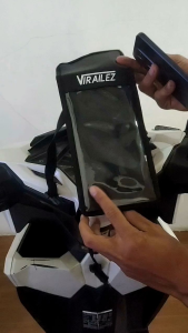 Holder hp motor waterproof kulit sintetis