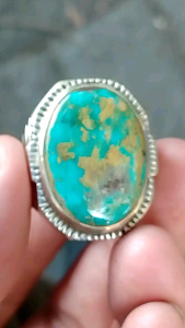 CINCIN BATU PIRUS PERSIA NATURAL WARNA HIJAU PADAS KUNING SANTUN