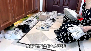 Detergen Pemutih Sepatu 250 gram - Sabun Sepatu - Pembersih Noda Sepatu