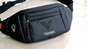 Vioners Tas Slingbag Multifungsi Tahan Air Desain Elegan Warna Hitam untuk Semua Olahraga