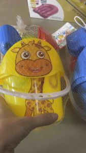 ตักทรายยีราฟ เพนกวิน คละแบบส่ง มี2แบบ ราคานี้ต่อ1ชิ้น ของเล่นชายหาด