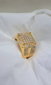 Cincin Pria Berlian Titanium Lapis Kristal Eklusif Anti Karat (04)