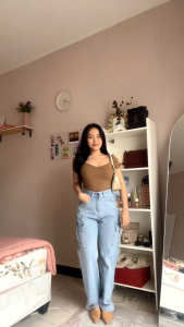 Celana Cargo Ultra Jeans High Waist Denim Wanita Panjang Kulot Wide Leg Ukuran 27-34