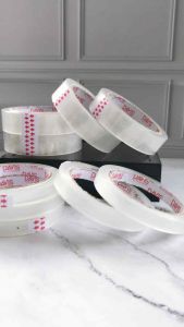 Isolasi Bening & Plastik: Panduan Lengkap\\n\\n Apa Itu Isolasi Bening?\\n\\nIsolasi bening adalah bahan isolasi yang berfungsi untuk melindungi dan mempertahankan suhu suatu objek atau ruangan. Biasanya digunakan dalam industri kemasan dan perlindungan peralatan elektronik. Isolasi bening dapat terbuat dari berbagai bahan seperti plastik, kertas, dan lainnya.\\n\\n Isolasi Bening Untuk Kemasan\\n\\nIsolasi bening untuk kemasan biasanya digunakan dalam industri makanan dan minuman. Isolasi ini membantu mempertahankan suhu produk selama proses pengiriman dan penyimpanan, sehingga meminimalisir risiko kerusakan pada produk.\\n\\n Isolasi Plastik Untuk Perlindungan\\n\\nIsolasi plastik untuk perlindungan biasanya digunakan dalam industri elektronik dan teknologi informasi. Isolasi ini membantu melindungi peralatan elektronik dari kerusakan fisik dan kimia, serta mempertahankan suhu optimal agar peralatan dapat beroperasi dengan baik.\\n\\n Jenis-Jenis Isolasi Bening\\n\\nAda beberapa jenis isolasi bening yang tersedia di pasaran, antara lain:\\n\\n Isolasi Davis 2cm\\n\\nIsolasi Davis 2cm adalah salah satu jenis isolasi bening yang tersedia di pasaran. Isolasi ini memiliki ketebalan 2 cm dan biasanya digunakan dalam industri elektronik dan teknologi informasi.\\n\\n Isolasi Kertas Merah\\n\\nIsolasi kertas merah adalah jenis isolasi bening yang biasanya digunakan dalam industri kemasan. Isolasi ini memiliki warna merah dan biasanya digunakan untuk melindungi produk dari cahaya matahari dan radiasi.\\n\\n Cara Menggunakan Isolasi Bening\\n\\nBerikut adalah beberapa tips penggunaan isolasi bening plastik:\\n\\n* Pastikan isolasi bening telah dipasang dengan benar sebelum produk dimasukkan ke dalam kemasan.\\n* Jangan gunakan isolasi bening yang rusak atau robek.\\n* Jika menggunakan isolasi bening dalam jumlah besar, pastikan ada ruang yang cukup untuk ventilasi.\\n\\n Tips Penggunaan Isolasi Bening Plastik\\n\\nBerikut adalah beberapa tips penggunaan isolasi bening plastik:\\n\\n* Gunakan isolasi bening plastik yang sesuai dengan jenis peralatan elektronik yang akan dilindungi.\\n* Jangan gunakan isolasi bening plastik yang rusak atau robek.\\n* Pastikan isolasi bening plastik telah dipasang dengan benar sebelum peralatan elektronik dimasukkan ke dalam kemasan.\\n\\n Manfaat Isolasi Bening\\n\\nBerikut adalah beberapa manfaat isolasi bening:\\n\\n Perlindungan Terhadap Kerusakan Fisik\\n\\nIsolasi bening dapat melindungi peralatan elektronik dan produk kemasan dari kerusakan fisik seperti goresan, benturan, dan lainnya.\\n\\n Perlindungan Terhadap Kerusakan Kimia\\n\\nIsolasi bening juga dapat melindungi peralatan elektronik dan produk kemasan dari kerusakan kimia seperti korosi, karat, dan lainnya.\\n\\n Kesimpulan\\n\\nIsolasi bening dan isolasi plastik adalah bahan isolasi yang sangat penting dalam industri kemasan dan perlindungan peralatan elektronik. Dengan memahami jenis-jenis isolasi bening dan cara penggunaannya, kita dapat memaksimalkan manfaat isolasi bening untuk melindungi produk dan peralatan elektronik kita.\n}