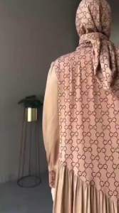 Gamis Etnika Modern: Desain Muslimah Terbaru