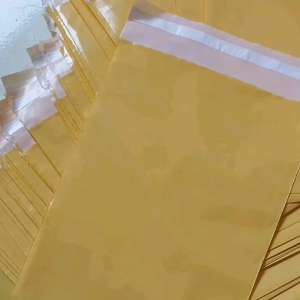 Túi niêm phong túi gói hàng có sẵn keo dán loại dày 2 lớp PE dẻo màu vàng