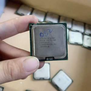 Bộ vi xử lý Intel Core 2 Quad Q8200 socket 775 lắp dòng main G31/G41