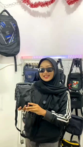 Tas Selempang Pouch Pria PEGE Karitz Tas Hape Mini Casual Bahan Waterproof Antiair - PG 9062