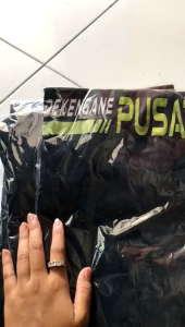 Kaos motif kata lelucon jawa 100ribu dapat 6pcs