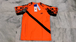 Kaos olahraga bulutangkis Yonex orange