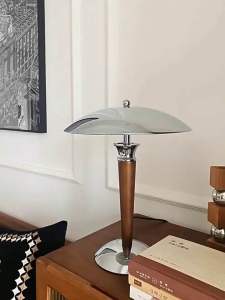 D152 Đèn ngủ đầu giường UFO kiểu Mỹ cổ điển đèn sàn homestay phong cách Nhật Bản sang trọng cao cấp