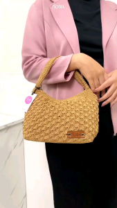 Vanessa Tote Bag: Pilihan Tote Bag Untuk Pergi Ke Kantor