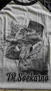 KAOS RAGLAN PRIA SABLON RI SOEKARNO | KAOS RAGLAN PRIA Lengan Panjang | ATASAN PRIA | KAOS MURAH | KAOS DISTRO | KAOS SIMPLE | T-SHIRT PRIA