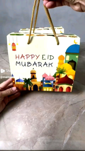 10 Pcs Gable Box Hampers Idul Fitri Muat 3 Toples Jar 500-750 ml Hijau Tua Poly Gold uk 28x10x11 cm (tinggi total 16cm )