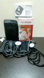 Rossmax Aneroid Sphygmomanometer Blood Pressure With Stethoscope