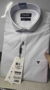 (8M3539)áo trắng ngắn tay hoạ tiết fom slimfit(ôm) lai ngang