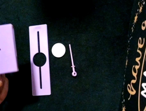 มายากล The Melting Coin Magic Trick