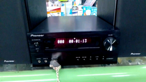 Pioneer เครื่องเล่น DVD Micro Compo MP3 Bluetooth ระบบ HDMI 60 วัตต์รุ่น X-HM32V-K DVD RECEIVER SYSTEM