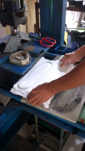 Insole Sepatu Murah & Nyaman: Alas Pijakan Kaki yang Empuk & Tahan Lama