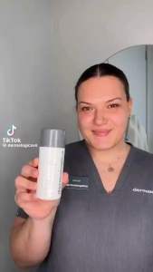 Bột tẩy da chết chiết xuất từ cám gạo DAILY MICROFOLIANT phù hợp với mọi loại da của DERMALOGICA - Dolly Beauty