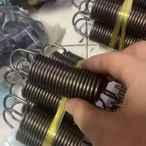 Lò xo kéo phi 30 (ngoài 30mm sợi 3mm dài 125mm)✅✅✅