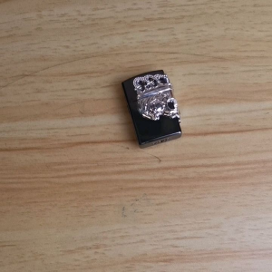 korek api gas crown skull api lilin