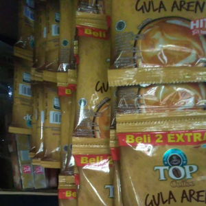 TOP COFFEE GULA AREN isi 15 x 22 g. Top Coffee Gula Aren Hitzz 3in1 instan Coffee. Netto: 22 g. minuman serbuk kopi instan rasa gula aren.