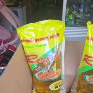 MINYAK GORENG RESTO TERMURAH MINYAK GORENG RESTO 900ML PREMIUM