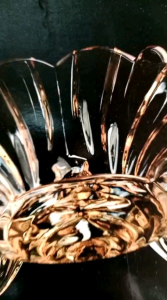 tempat/wadah kueBENTUK BUNGA serbaguna bahan kaca tebal