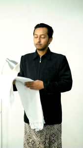 Sorban Panjang & Bahan Rayon: Aksesori Kehidupan Sehari-hari