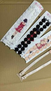 Cặp dây áo ngực bằng ren chỉ.