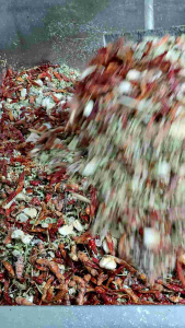 เครื่องแกง เครื่องแกงเผ็ด พริกแกง พริกแกงเผ็ด เครื่องแกงลำสินธุ์ สินค้าโอท็อป น้ำหนัก 500 กรัม แบบถุง/กระปุก