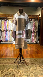 Zilla Tunik Viscose oleh Dian Pelangi: Blouse & Kemeja Kerja Kantor yang Cantik