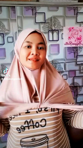 Segitiga Instan Melayu Oval Nazilla