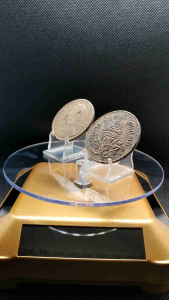 เหรียญสมัยรัชกาลที่5(เหมาคู่)เซี่ยวร.ศ.๑๑๔จปรเสี้ยว๔อันเฟื้องจ.ศ.๑๒๓๖น่าเก็บสะสมหรือเป็นของที่ระลึกอย่างดีเหรียญแท้