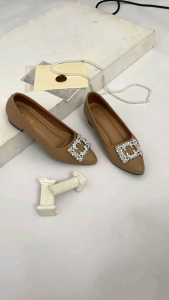 ALVIS. seli sepatu motip cantik tinggi hak 3 cm