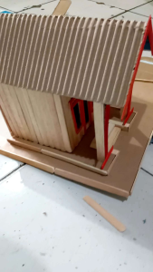 Rumah Miniatur dari stik es krim/kerajinan tangan
