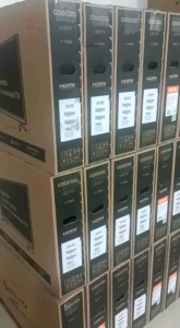 TV Coocaa 32 inch digital smart TV Full HD