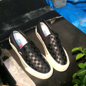 SLIP ON CRUAS XTERNAL CORDOVA BLACK MONO