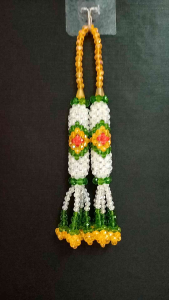 พวงมาลัยคริสตัลแขวนหน้ารถยนต์สีเขียวเหลืองแดงอุบะ5ชาย