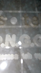 huruf kayu tinggi 25cm tebal 9mm huruf timbul kayu